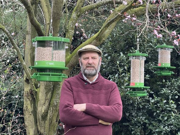 Finches Friend’s easy care bird feeder puts wildlife protection first